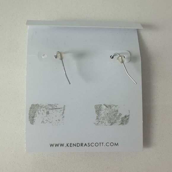 Kendra Scott Elle Drop Earrings in Blue Lace Agate and Silver RARE - Picture 4 of 5